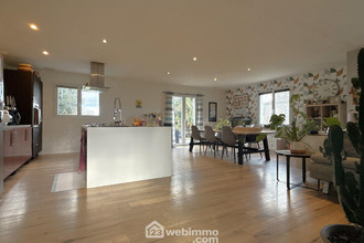  maison amberre 86110