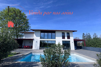  maison amendeuix-oneix 64120