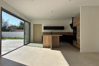  maison angoulins 17690