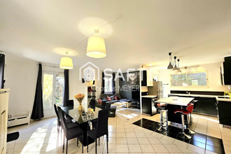  maison ansouis 84240