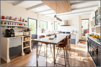  maison apt 84400