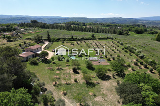  maison apt 84400