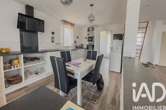 maison apt 84400