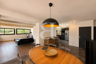  maison apt 84400