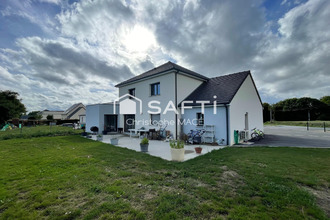  maison arquenay 53170