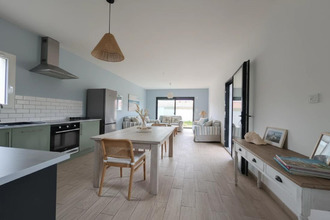  maison arveyres 33500