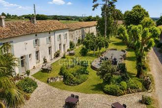  maison asnieres-la-giraud 17400