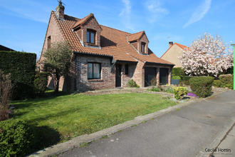  maison attiches 59551