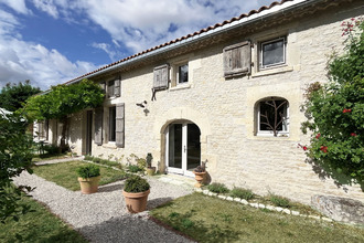  maison aumagne 17770