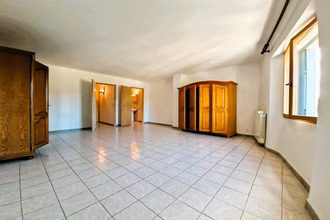  maison aups 83630