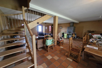  maison auzelles 63590