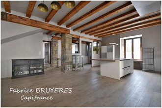  maison aveze 63690