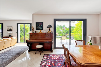  maison avrille 49240