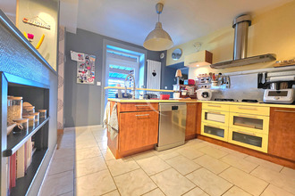  maison avrille 49240