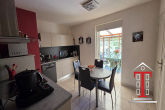  maison avrille 49240