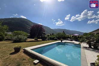  maison ax-les-thermes 09110