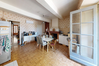  maison azille 11700