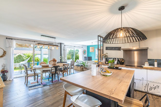  maison bassussarry 64200