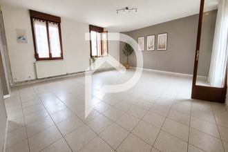  maison becquigny 02110