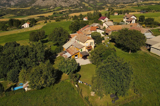  maison bellaffaire 04250