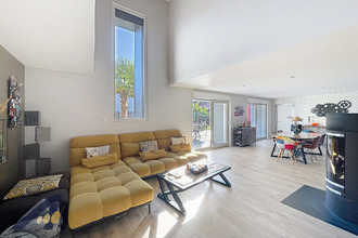  maison berche 25420