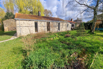  maison bois-de-cene 85710