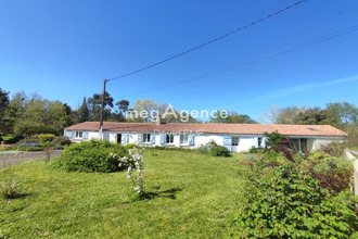  maison bois-de-cene 85710