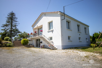  maison bois-de-cene 85710