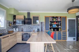  maison bois-de-cene 85710