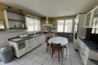  maison bressuire 79300