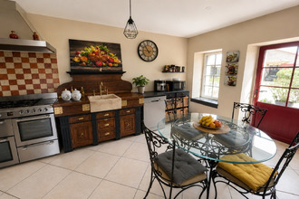  maison bressuire 79300