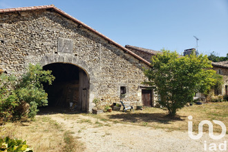  maison brux 86510