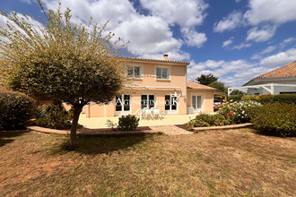  maison buxerolles 86180