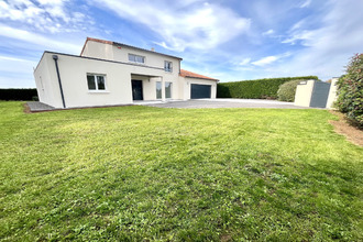  maison buxerolles 86180