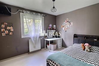  maison canappeville 27400