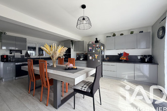  maison canappeville 27400