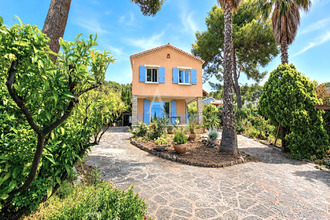  maison carqueiranne 83320