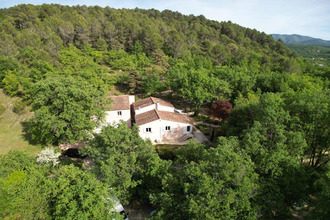  maison caseneuve 84750
