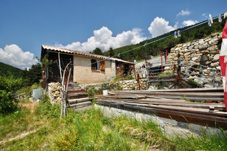  maison castellet-les-sausses 04320