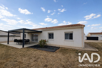  maison chabournay 86380