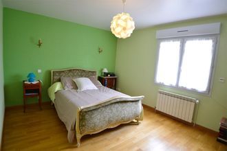  maison charbonnieres-les-varennes 63410