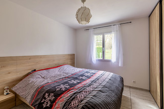  maison charbonnieres-les-varennes 63410