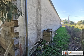  maison charensat 63640