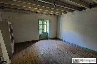  maison charensat 63640