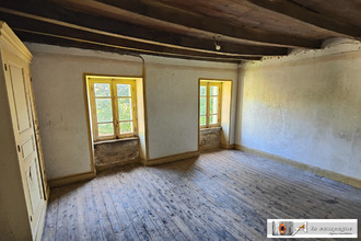  maison charensat 63640