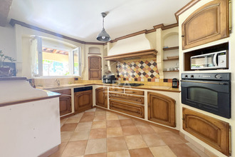  maison charleval 13350