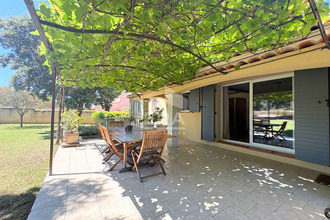  maison charleval 13350