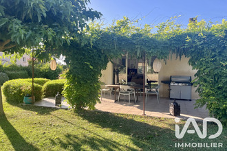  maison charleval 13350