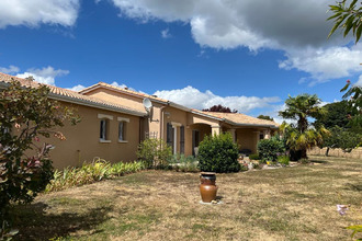  maison chateau-l-eveque 24460