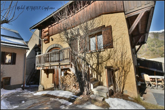  maison chateau-ville-vieille 05350